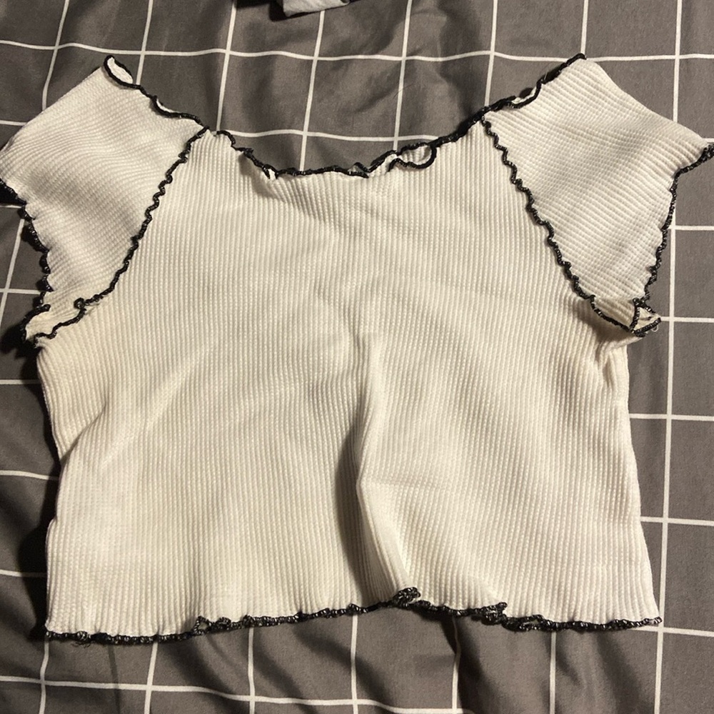 FREE PEOPLE CROPPED OFF THE SHOULDER